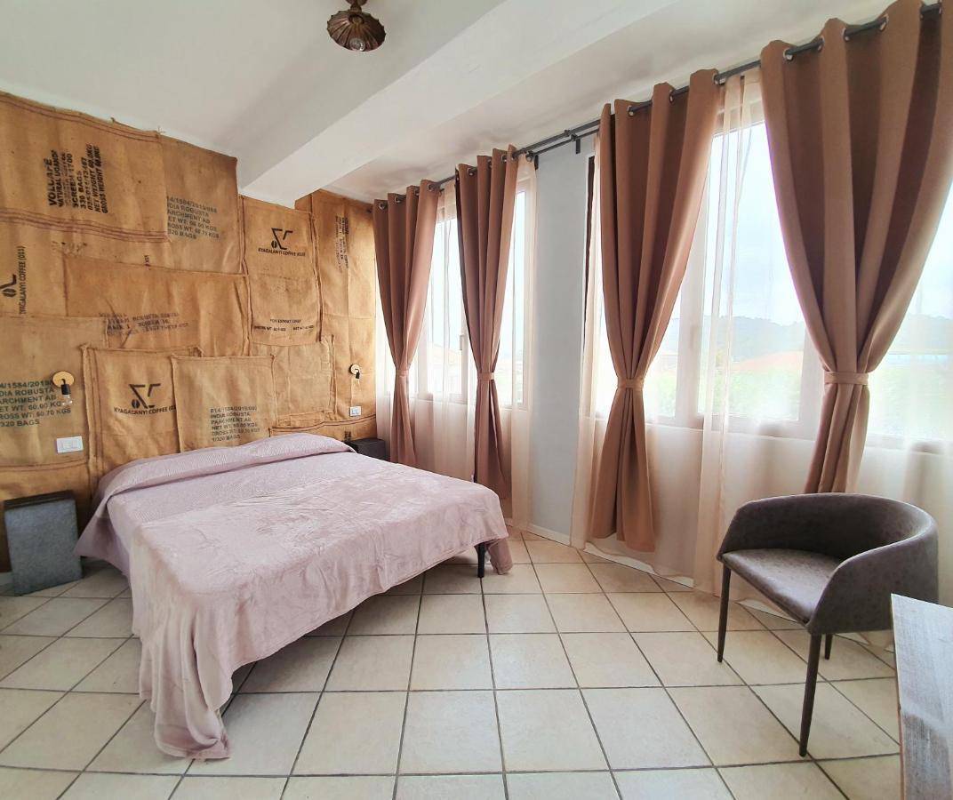 1928 Guest House Pogno Extérieur photo